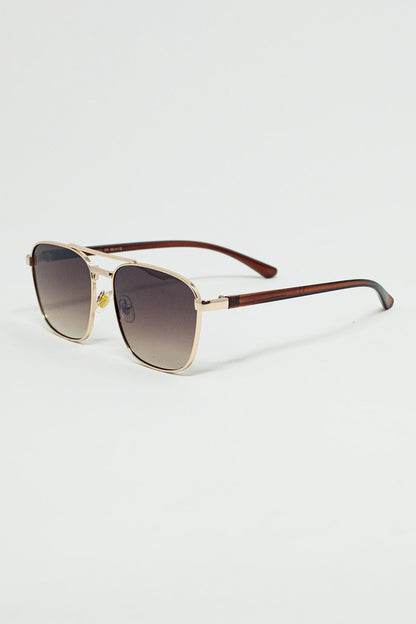 Óculos de sol quadrados de metal com lentes marrom fumê