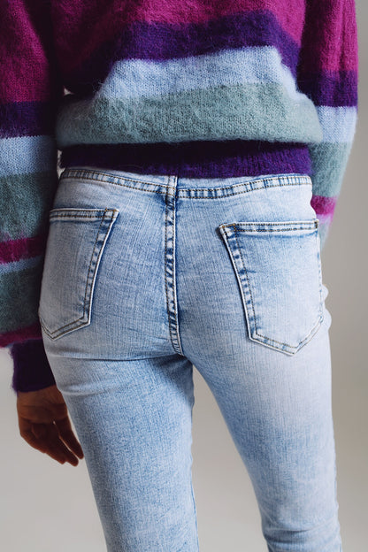 Jeans super skinny de cintura média com lavagem azul claro