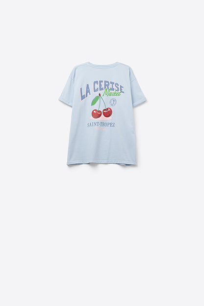 T-shirt azul com grafismo La Cerise Market Saint-Tropez