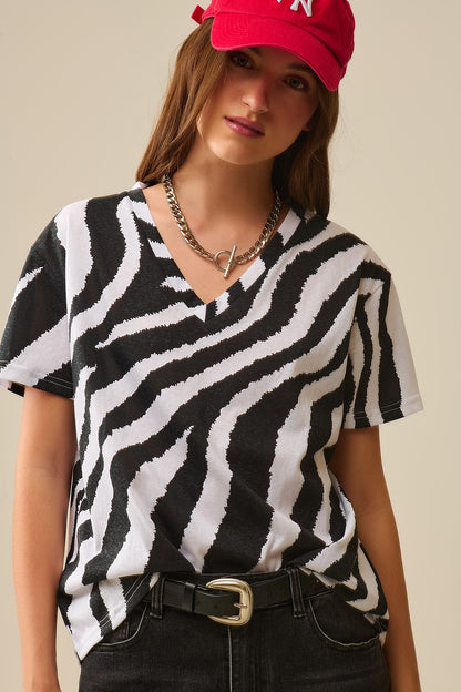 Q2 T-shirt com decote em V e estampado de zebra preto