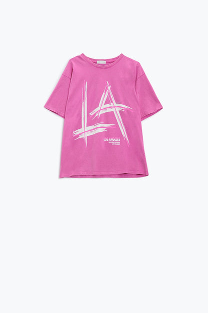 T-shirt fúcsia de grandes dimensões com a inscrição LA Los Angeles impressa em branco e fúcsia