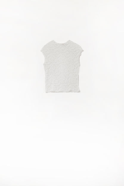 Camiseta romântica com renda e sem mangas em branco