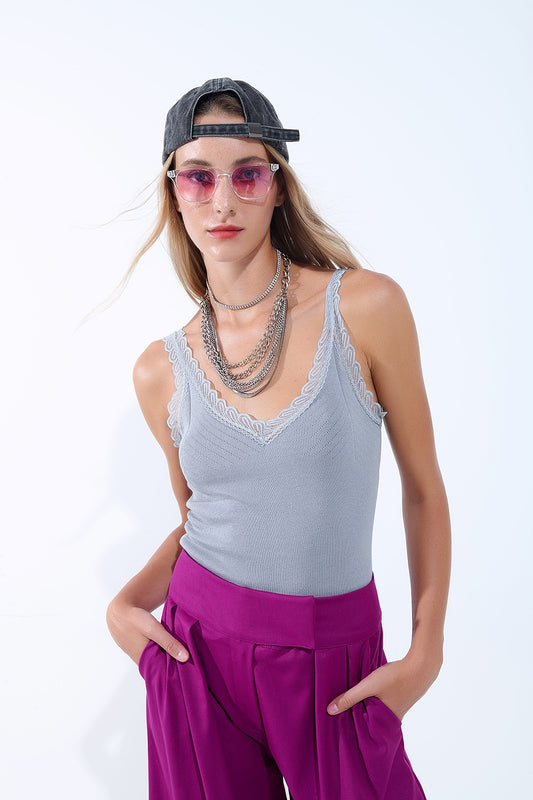 Q2 Tank Top com decote redondo e renda em cinzento