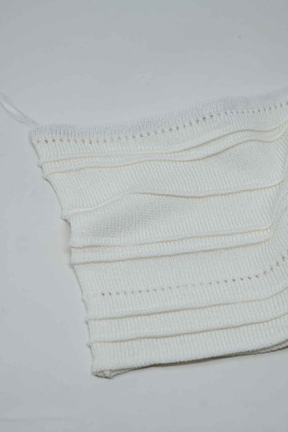 Top bodycon de malha sem alças em branco