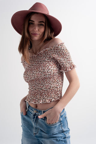 Top com decote Bardot e estampa floral