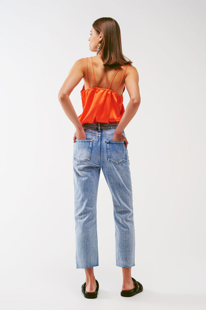 Top cropped com alças finas em laranja