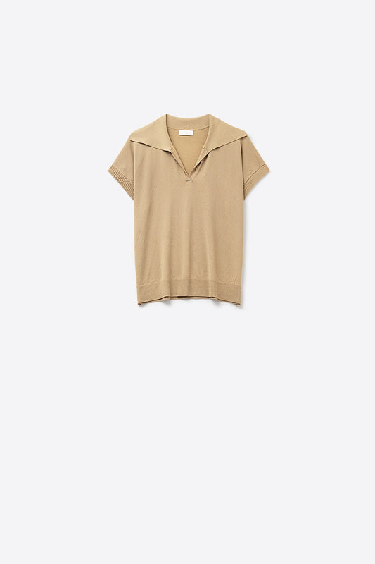 Q2 Top de malha fina estilo polo de manga curta em camel