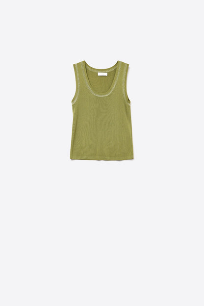 Top de malha sem mangas verde-oliva com rebordo metálico