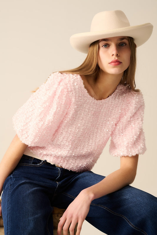 Q2 Top rosa com detalhe de lantejoulas e mangas bufantes