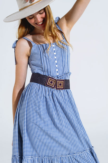 Vestido azul e branco em xadrez em linha A com alças elegantes