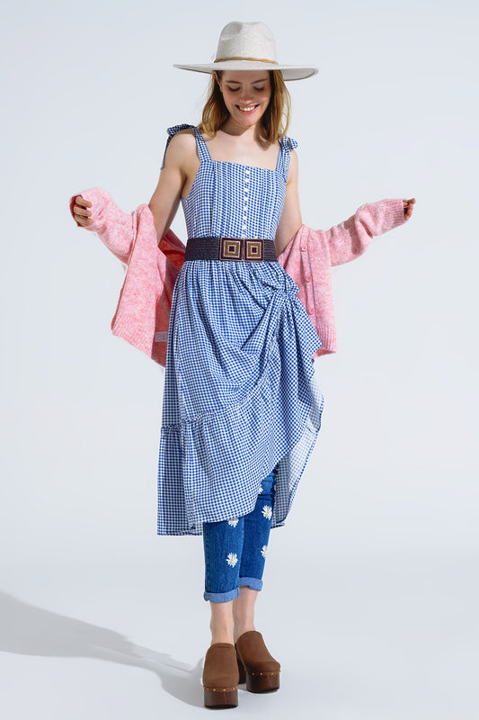 Q2 Vestido azul e branco em xadrez em linha A com alças ajustáveis