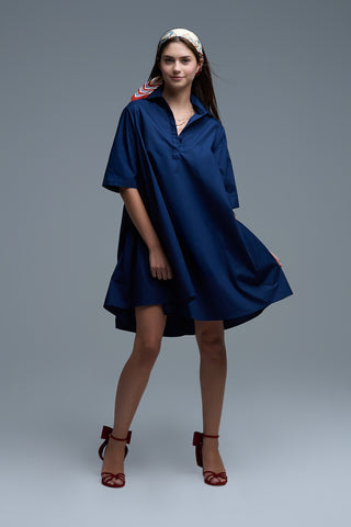 Vestido de popelina com mangas 3/4 de tamanho grande em azul-marinho
