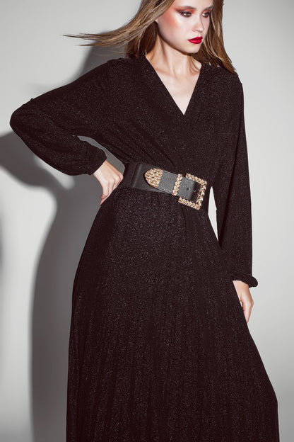 Vestido longo com mangas compridas e brilho em preto