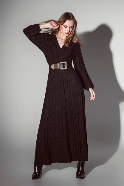 Vestido longo com mangas compridas e brilho em preto