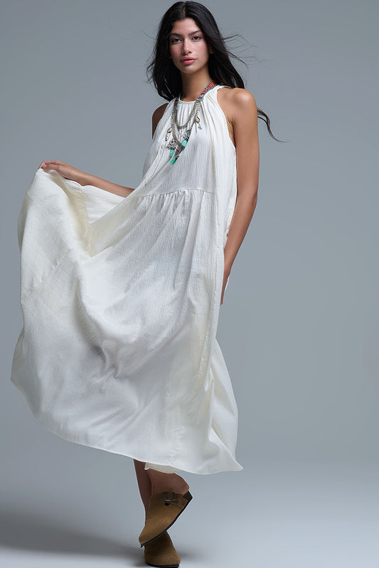 Q2 Vestido maxi com decote haltere e pormenores de costura em creme