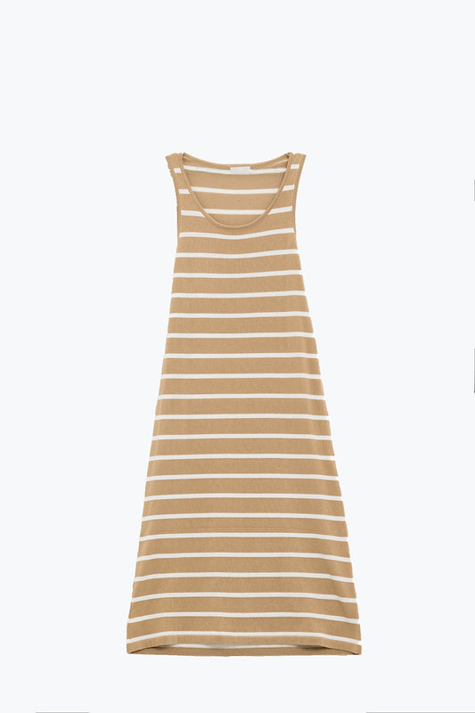 Q2 Vestido maxi com gola redo
