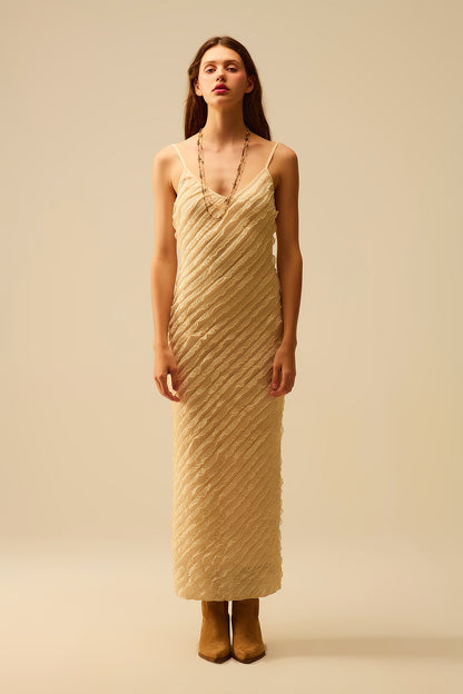 Vestido maxi cru com franjas e alças