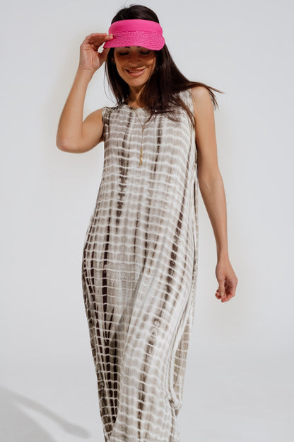 Vestido maxi descontraído tie dye em tons de khaki