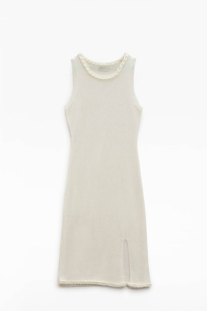 Vestido midi de malha com pormenor entrançado em creme