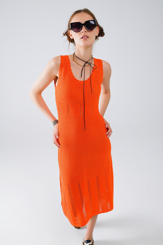 Q2 Vestido midi em malha laranja sem mangas com gola
