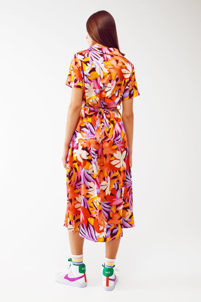 Vestido midi estampado floral em multicores