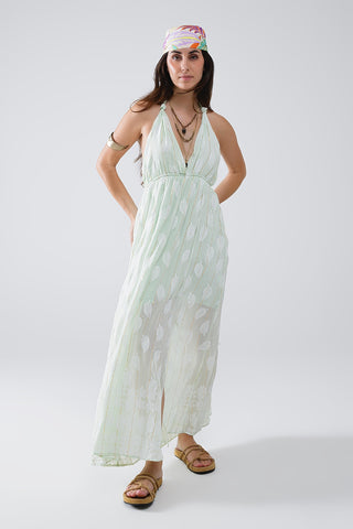 Vestido Midi Halter com estampado de folhas de hortelã e detalhes em lurex