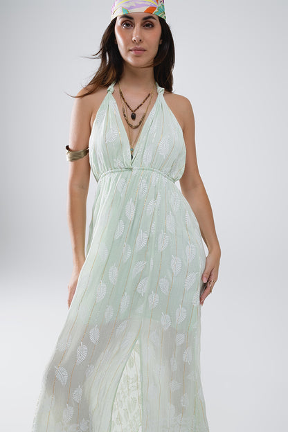 Vestido Midi Halter com estampado de folhas de hortelã e detalhes em lurex