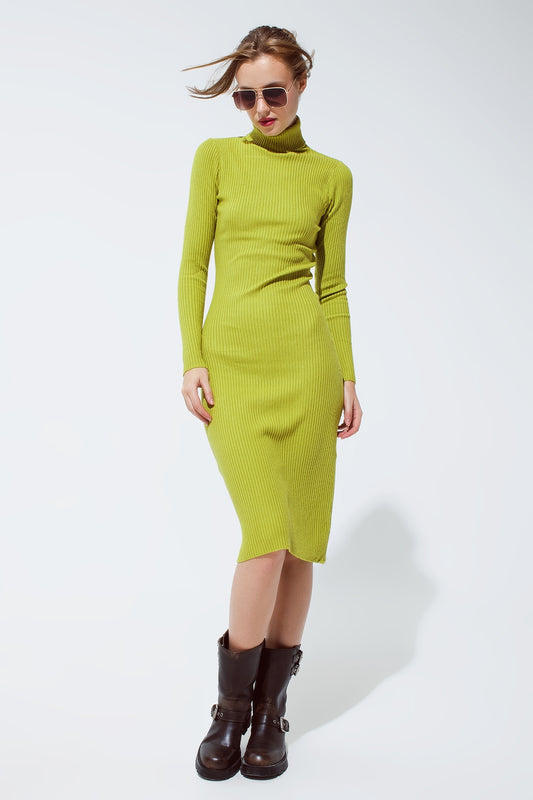 Q2 Vestido MIDI verde com gola alta