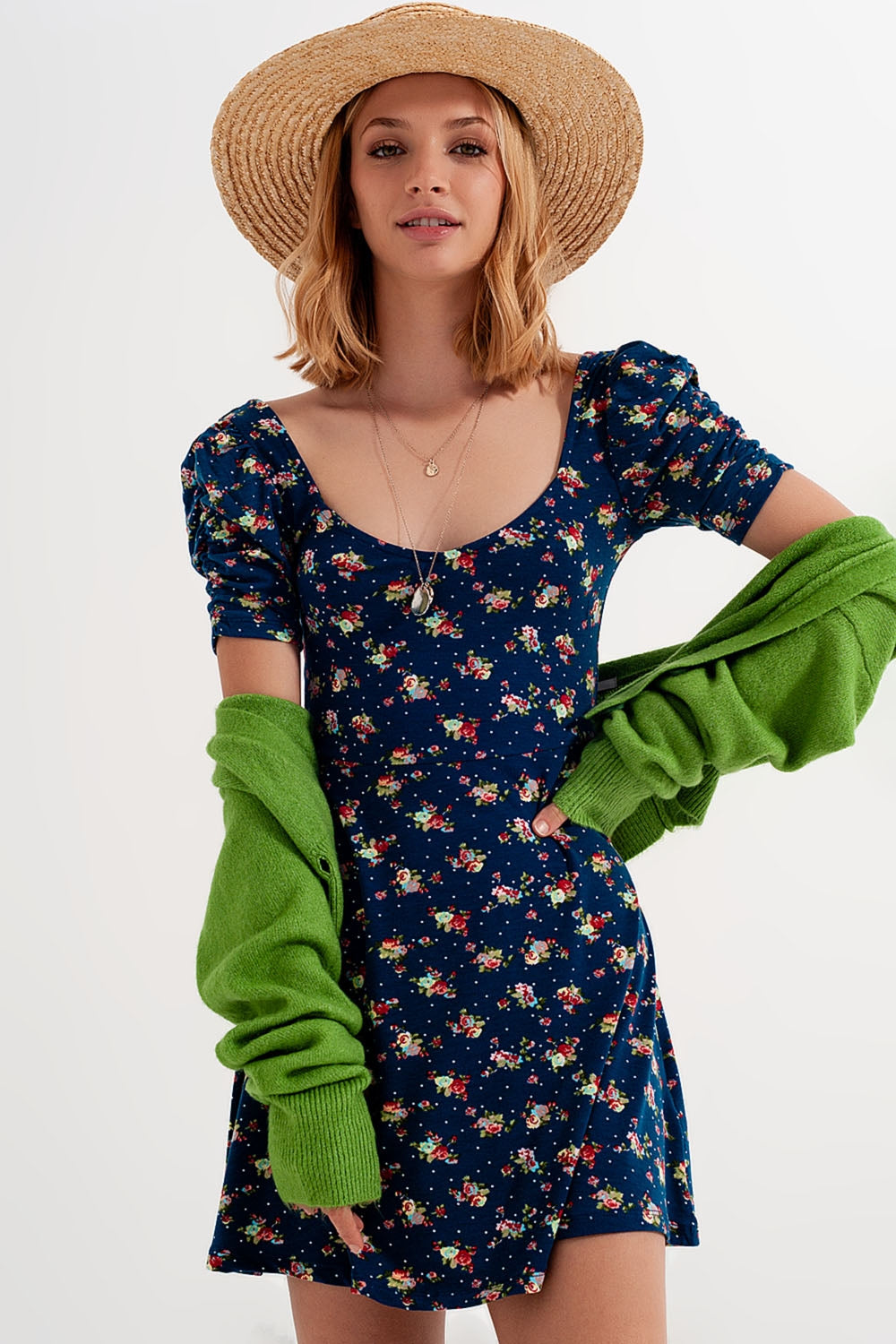 Vestido skater com mangas bufantes e estampa floral azul-marinho