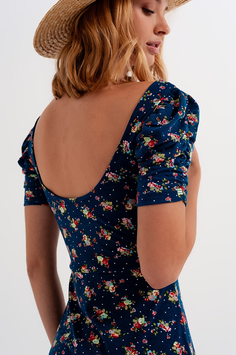 Vestido skater com mangas bufantes e estampa floral azul-marinho