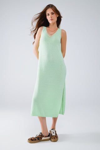 Vestido verde maxi sem mangas com fenda lateral