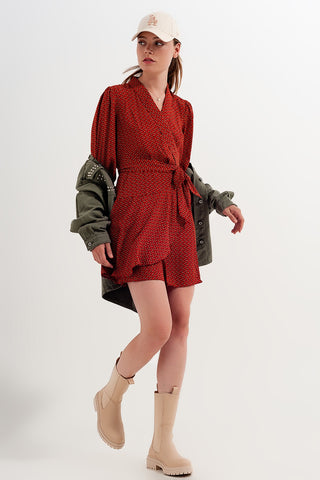Vestido curto envelope com estampa geométrica