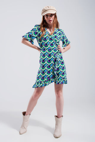 Vestido curto com babados e estampa azul dos anos 70